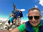 73 Un selfie con l'Angelo delle Cadelle